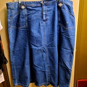 Denim skirt size 24w.